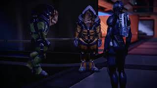 FemShep Gives The Krogan A Presidium Fish - Mass Effect Legendary Edition