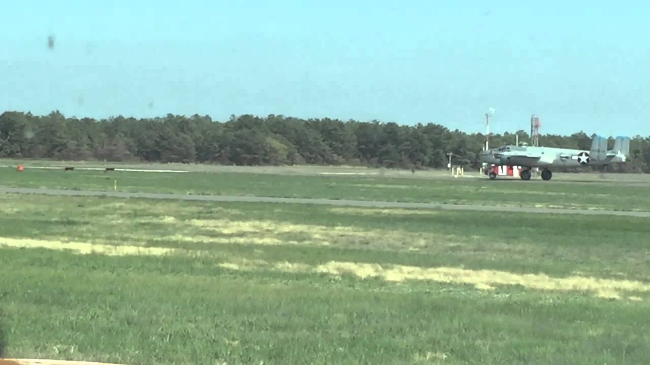 B-25 departing from KMJX