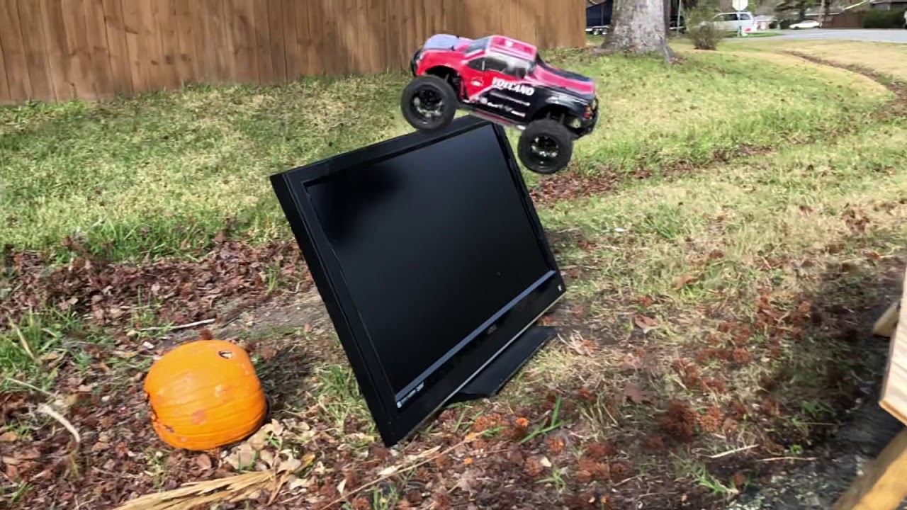 RC truck jumps TV YouTube