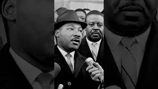 Martin Luther King Jr : Symbole de la lutte pour les droits civiques et l’égalité raciale.