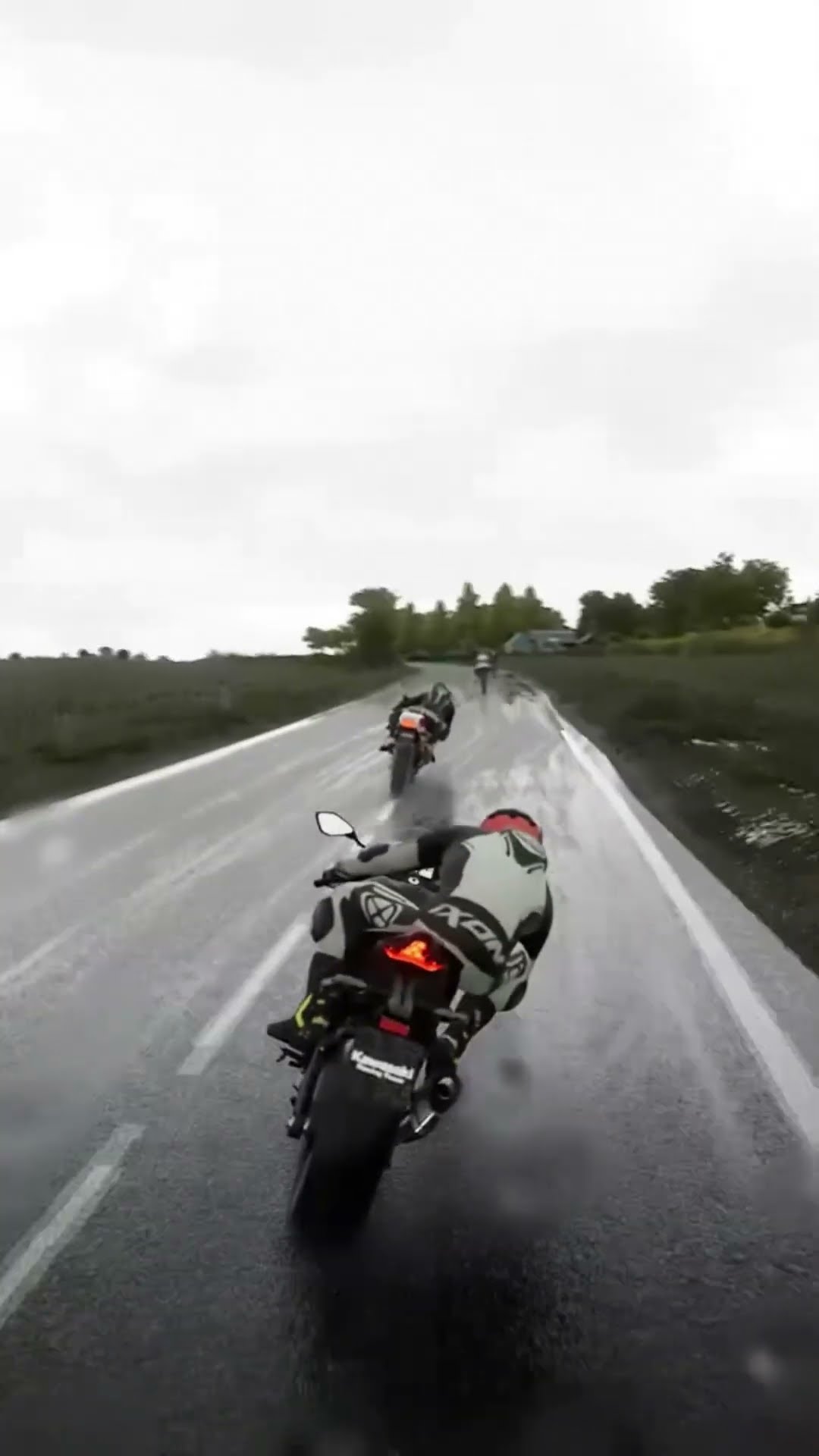Kawasaki Ninja ZX-6R Ride in Rain #shorts #kawasaki #kawasakininja
