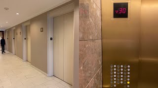 Fast High Rise Fujitec Traction elevators @ US Bank Center - Seattle, WA