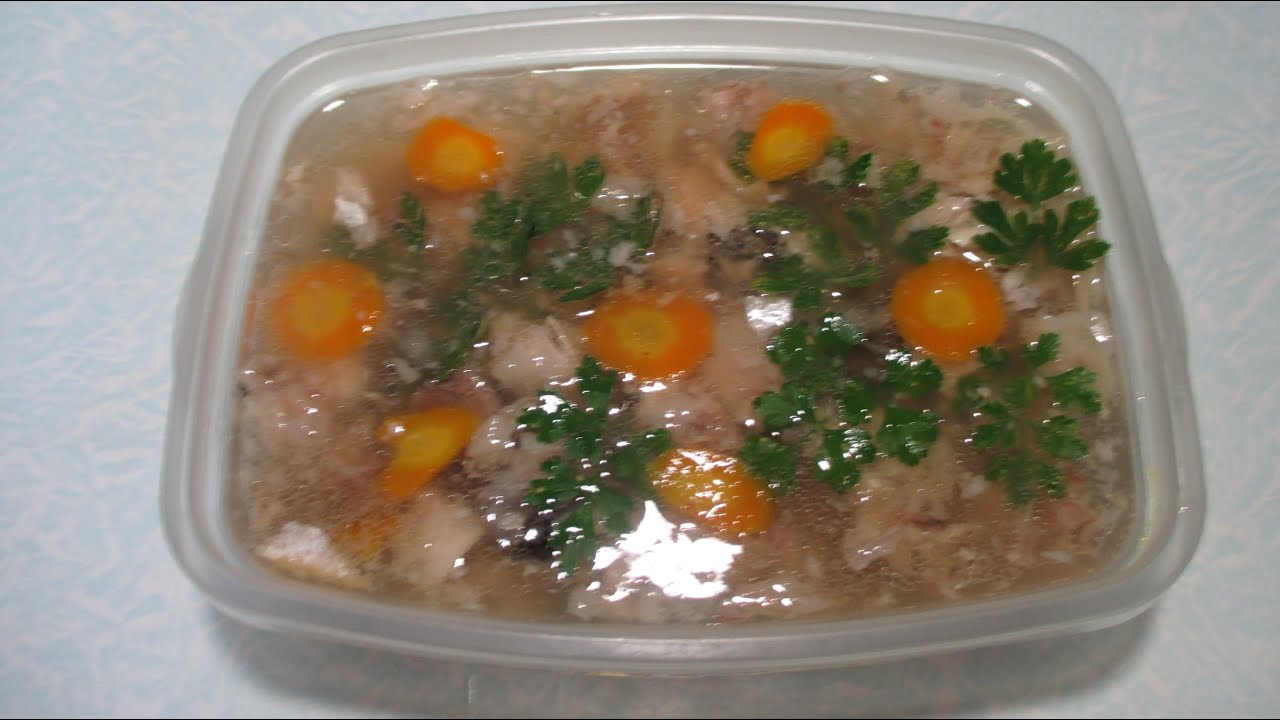 Рыбный холодец из толстолобика. Fish jellied carp.