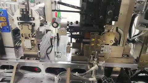 Automatic short wire crimping and connector insertion machine with twisting tinning