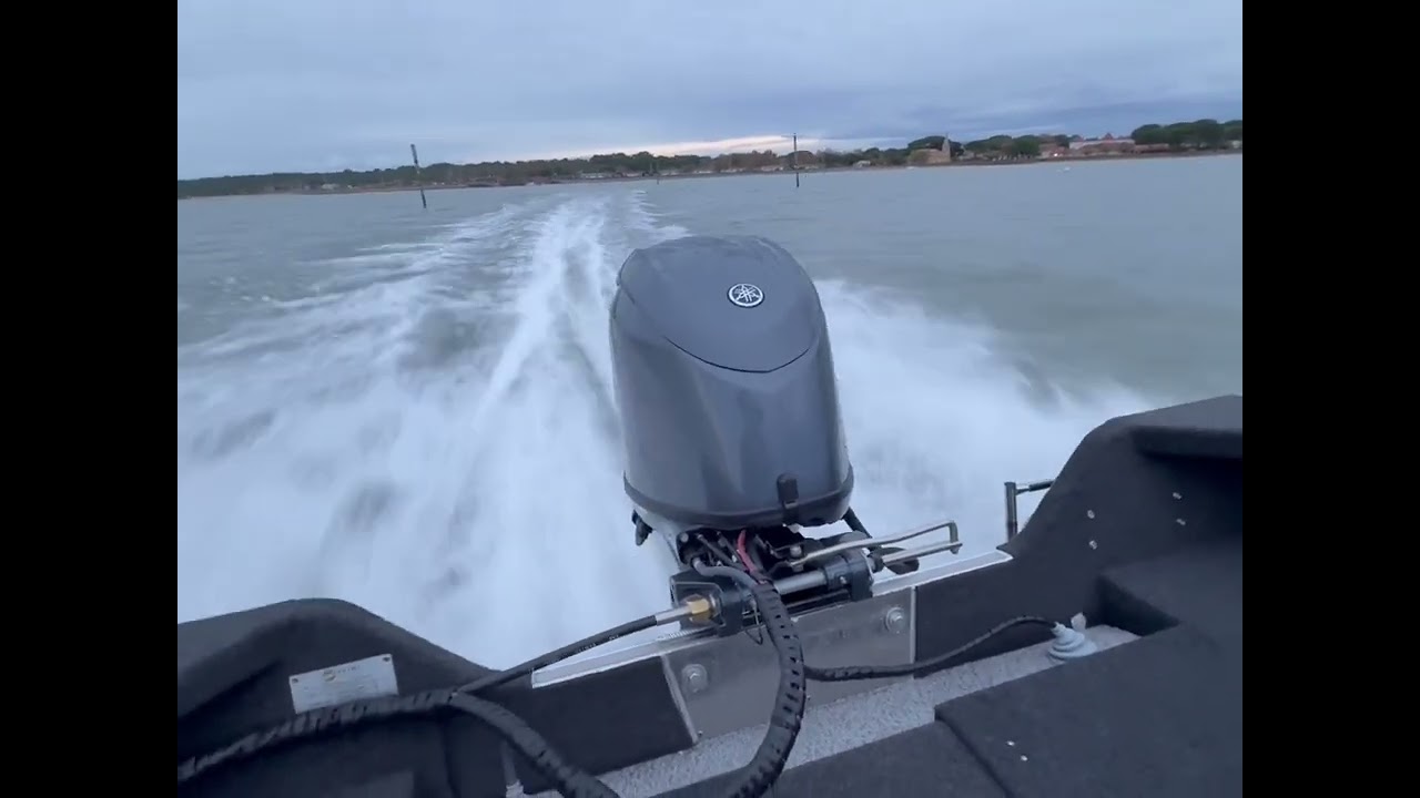 Brema 480 V Pro Bass by Aventure Yachting 