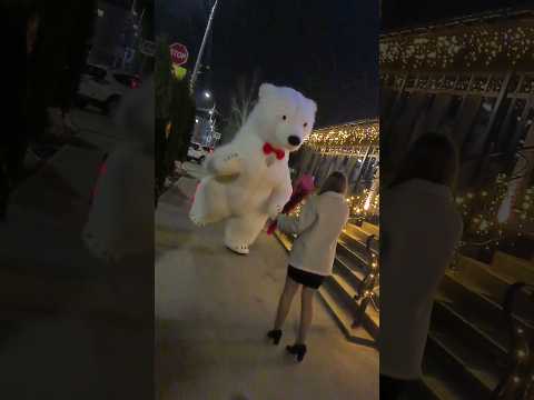 Очень красивое и милое поздравление от мамы 🌹 девочка довольна 💯 #белыймедведьволгоград #волгоград