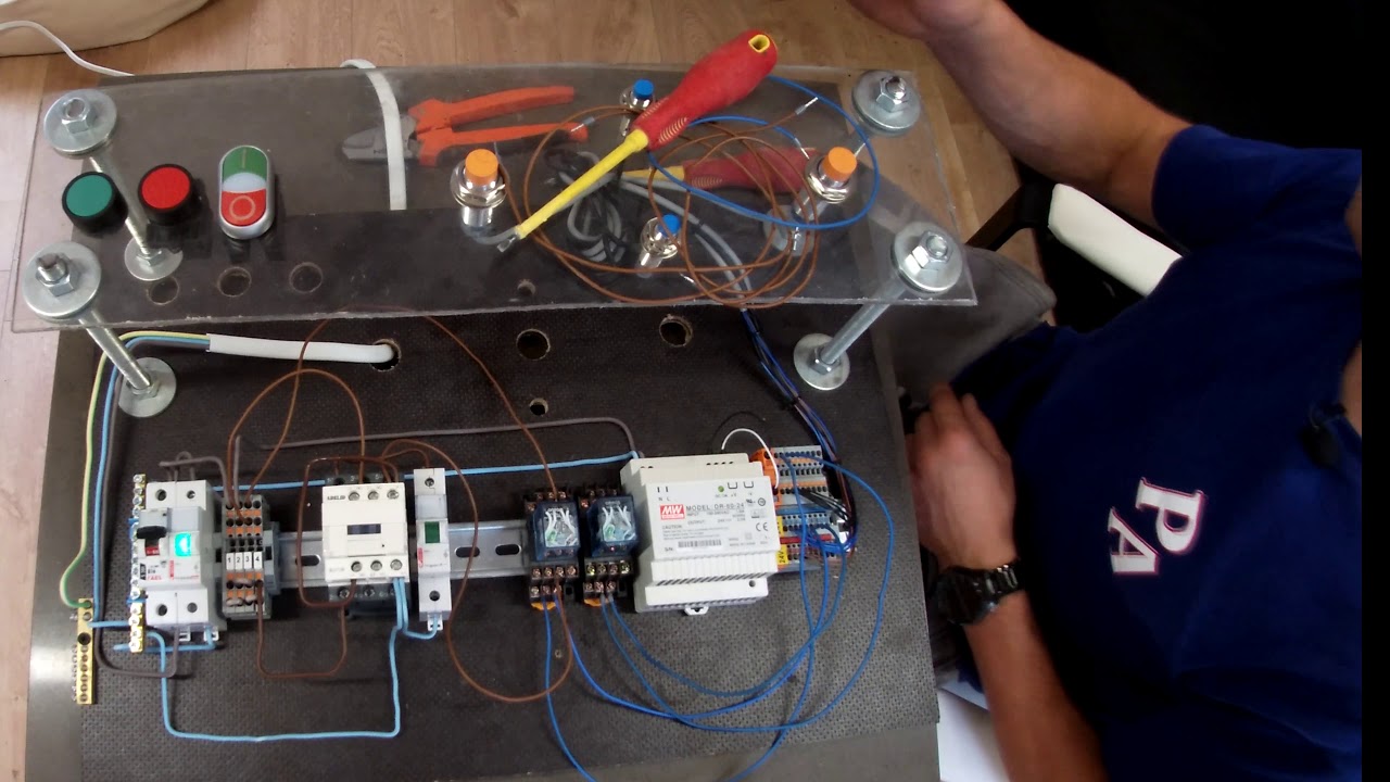 Kurs Automatyki #12 Podłączenie stycznika za pomocą dwóch czujników