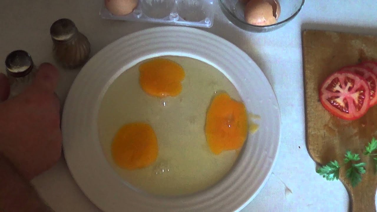 recept volske oko bez tuku ( fried eggs no oil ) YouTube