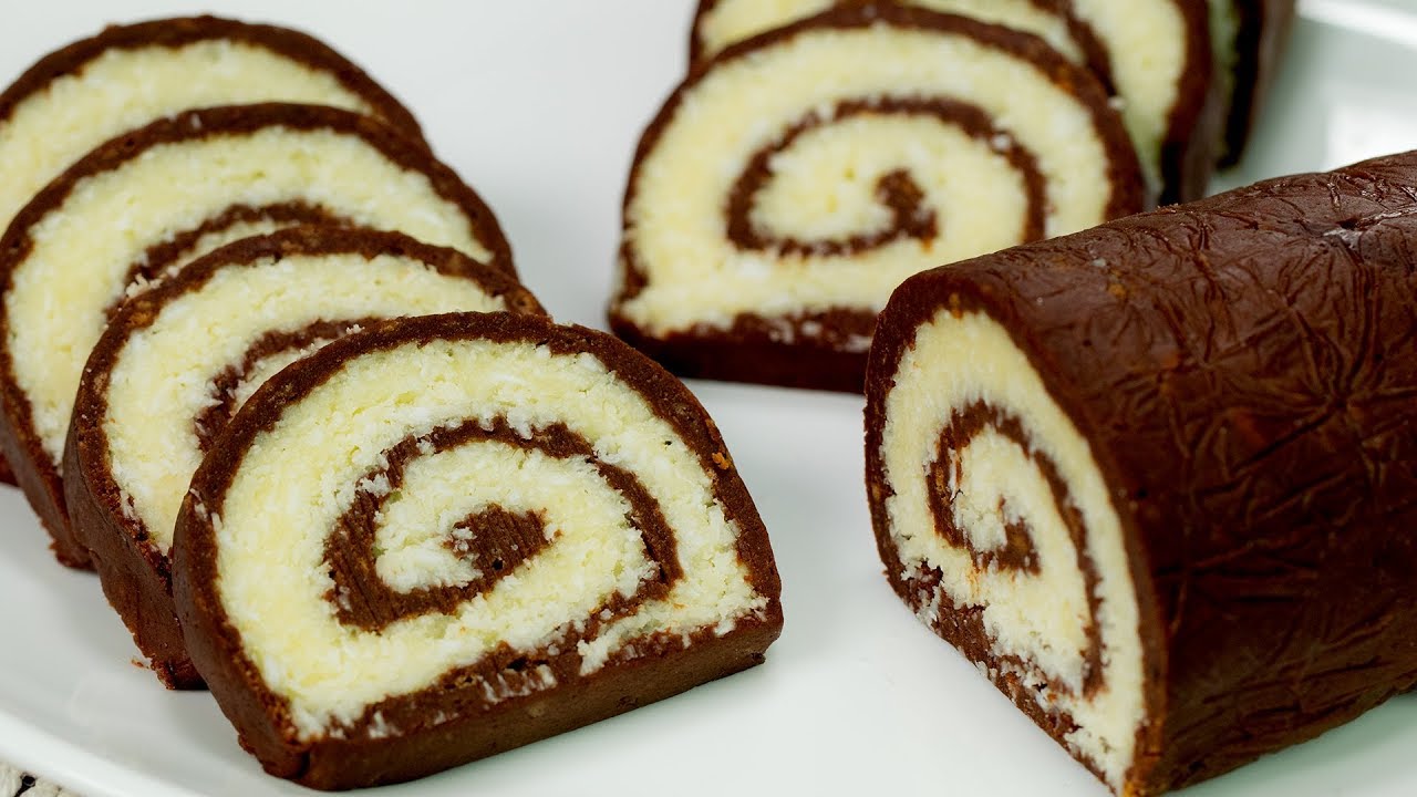 Gâteau roulé au chocolat - un dessert très délicieux qui ne nécessite ...