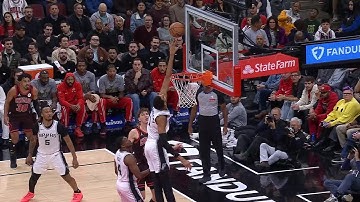 Wembanyama reached THIS HIGH on block 🤯