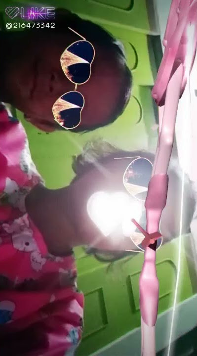 Putri nia ramadani