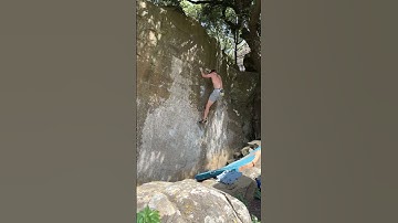 Sicily Bouldering (Bosco Scorace): Konpunkà 6b
