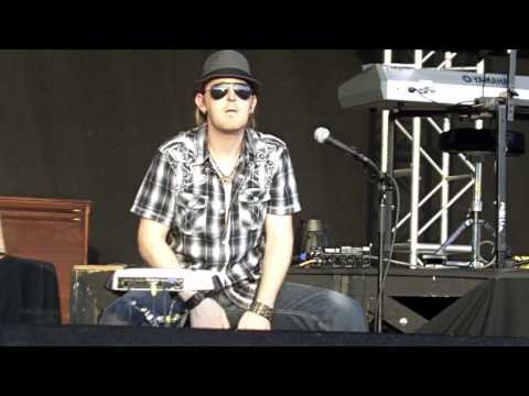 Mike Bennett- Cajon/Electronic...  Rig Tour- Summer 2010