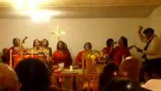 The Hurley Sisters - Wave My Hand chords