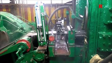 Strip thickness gauge during steel strip breakage