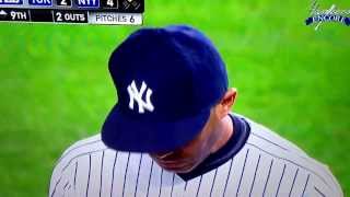 Mo picks off Davis on 2nd Base.