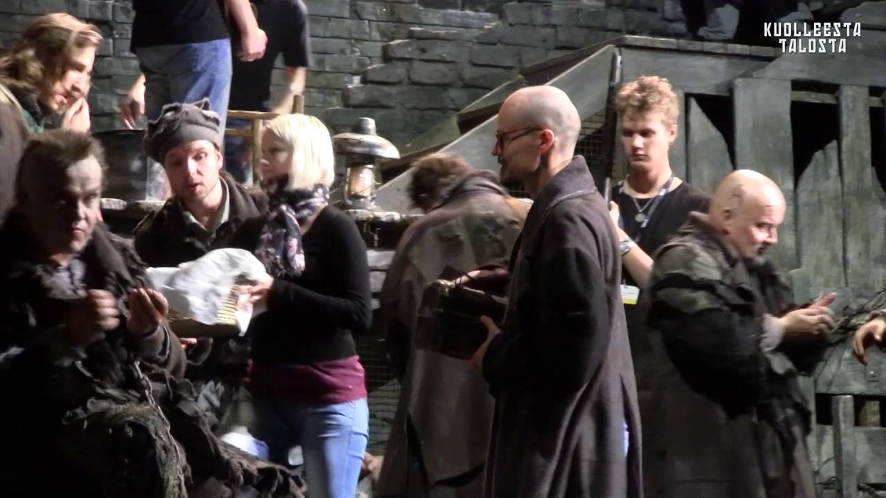 Ohjaaja David Pountneyn haastattelu/ The interview with the stage director David Pountney