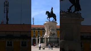 La Grandeza de la Plaza do Comercio en Lisboa: Un Rincón de Elegancia, Restaurantes y Tiendas