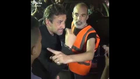 الفرق بين كريم عبد العزيز واحمد عز Vs محمد رمضان لما يكونوا ف عزا وتعاملهم مع الجمهور