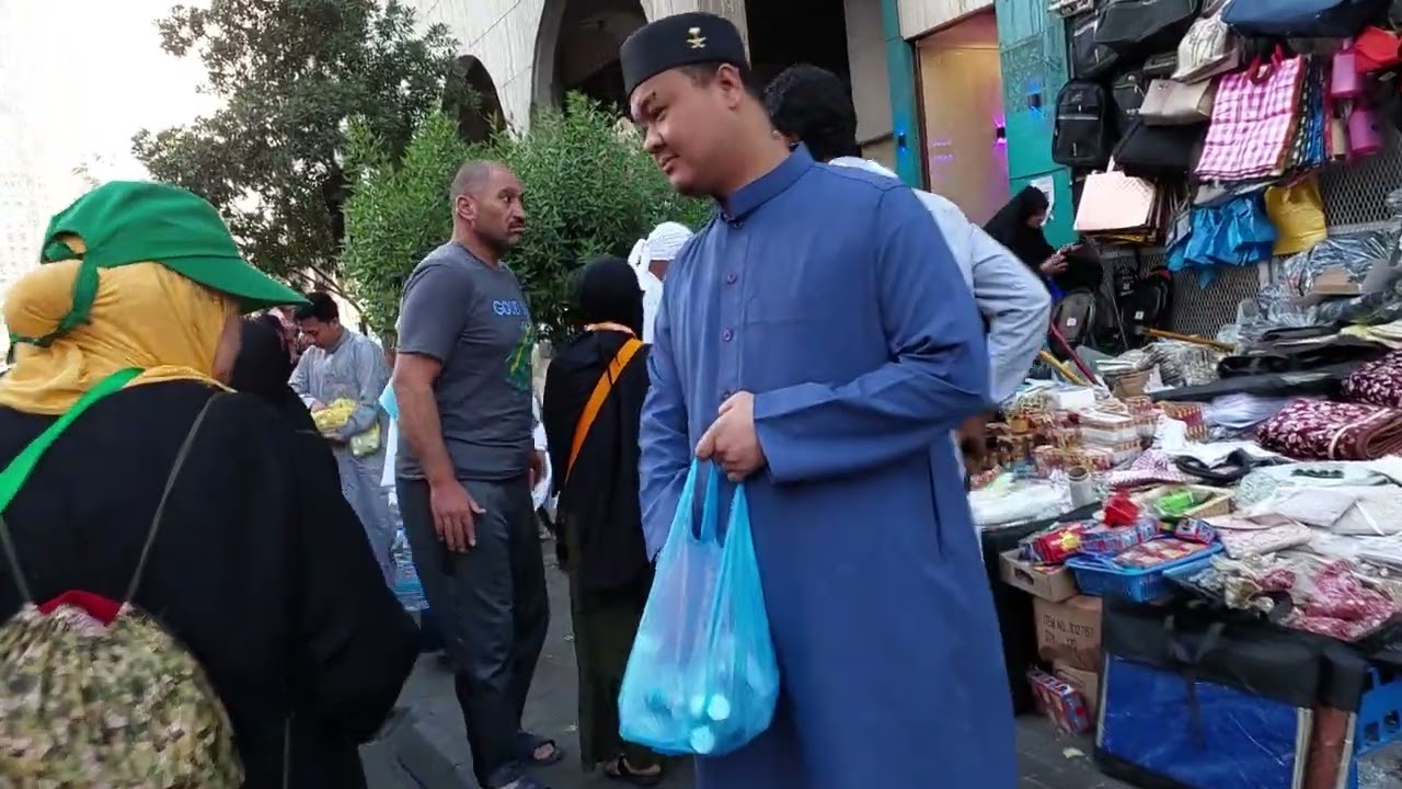 أجواء الإفطار في مكة المكرمة وأسعار المواد الغذائية في السعودية