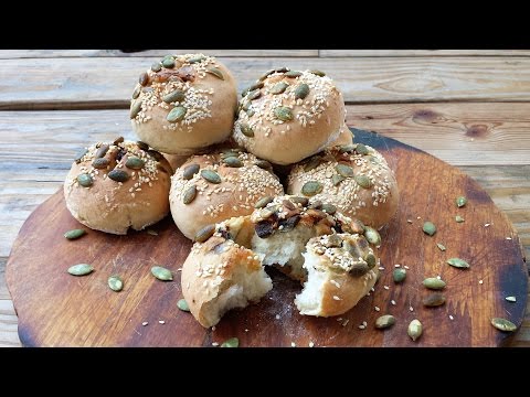 dried figs and blue cheese bread