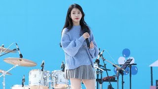 180930 아이유(IU) - 금요일에 만나요 (Friday) [삼성카드홀가분마켓] 4K 직캠 by 비몽