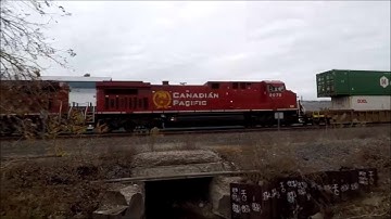 CP #8102 & 8070 Lead Q165 Over Sixteenmile Creek Bridge
