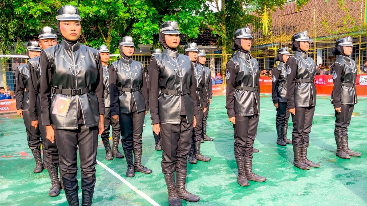 SANG JUARA UMUM! PASKIBRA MTS DARUL FALLAH BONGAS INDRAMAYU AT LKBB LAGA ARUNIKA