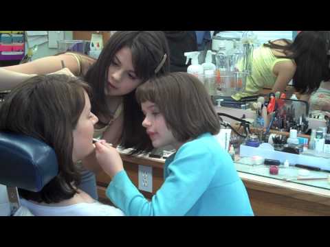 Selena Gomez & Joey King - Makeup Mania