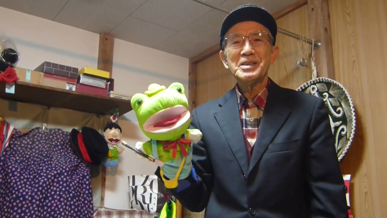 Senior Magic Class No. 124 ☆ Super Easy Handkerchief Magic
