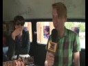 Capture de la vidéo Das Pop Off-Guard Interview At Lovebox