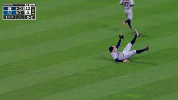 HOU@KC: Springer makes a nice grab in the 5th