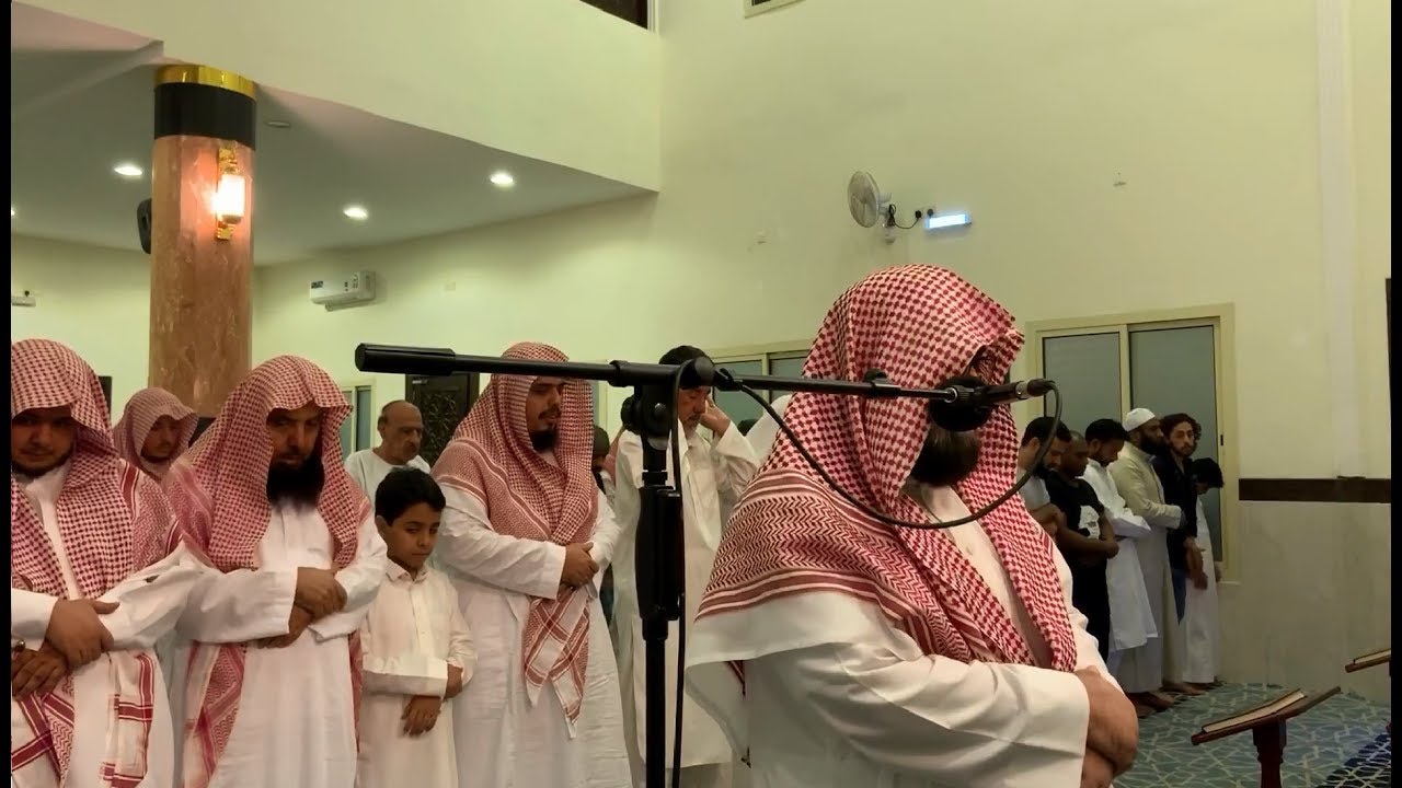 صلاة العشاء يوم الجمعة 9-4-1441 الشيخ محمود خليل القارئ بمسجد الحكيم بمكه المكرمة