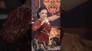 Setyaning ati #nikensalindry #dangdutstory #setyaningati #lagujawa