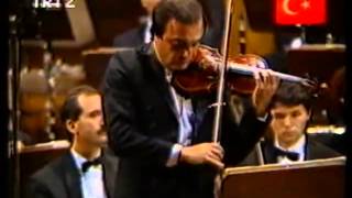 İZMİR DEVLET SENFONİ ORKESTRASI ARŞİV ŞEF - NACİ ÖZGÜÇ SOLİST ARİF MANAFLI - 10