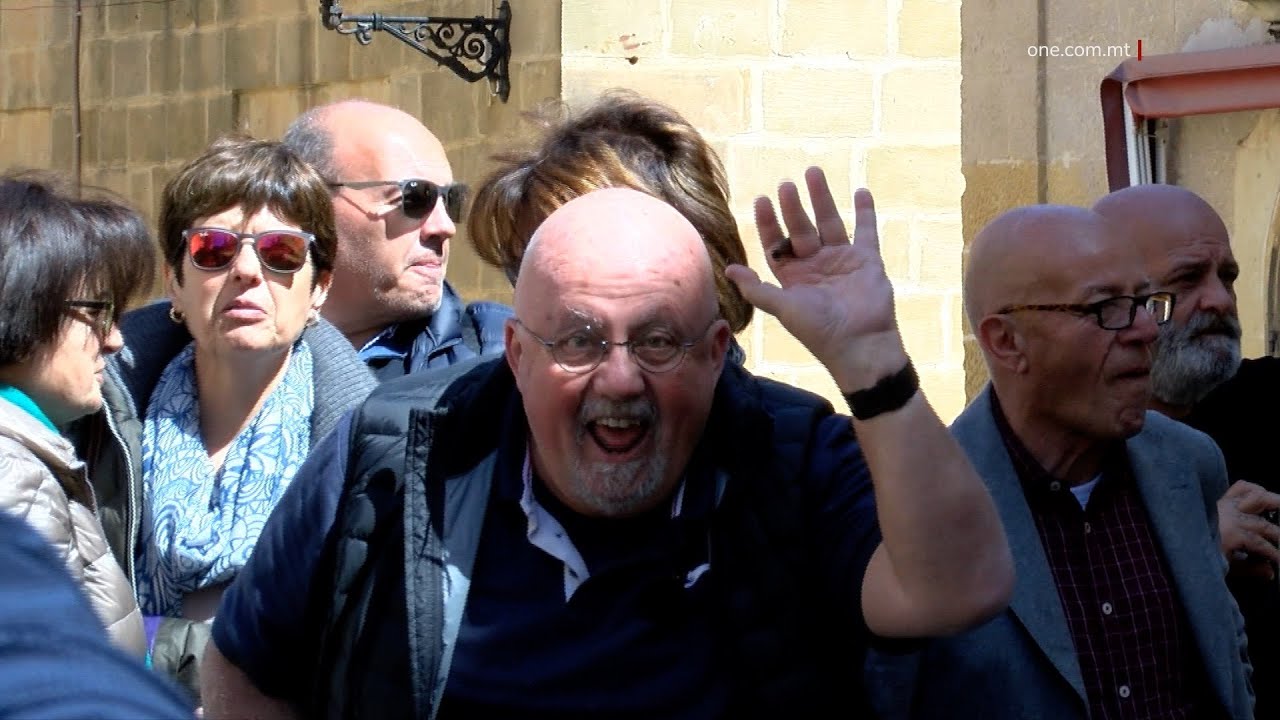 IL-LABURISTI HUMA ILLITTERATI – IL-BOĊĊA