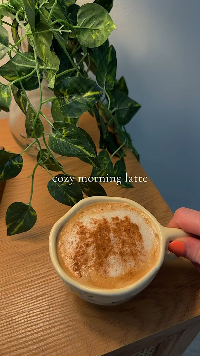Sunday morning lattes always hit the best 🤎 #morninglatte #latterecipe #nespressolatte