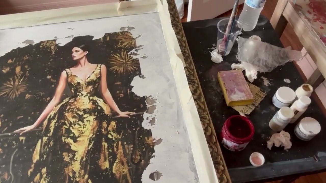 $5 Art to One-of-a-Kind Luxe Painting | Lamora’s Decoupage + Paint Couture Paint Products