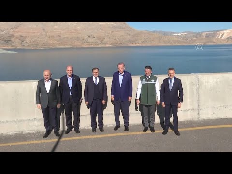 Cumhurbaşkanı Erdoğan, Ilısu Prof. Dr. Veysel Eroğlu Barajı'nda fotoğraf çektirdi