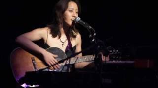 Vienna Teng - Leaving On A Jet Plane (John Denver cover) chords