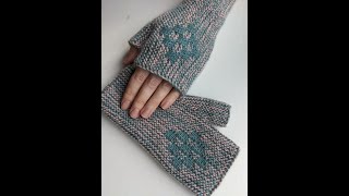 Tristia Mitts