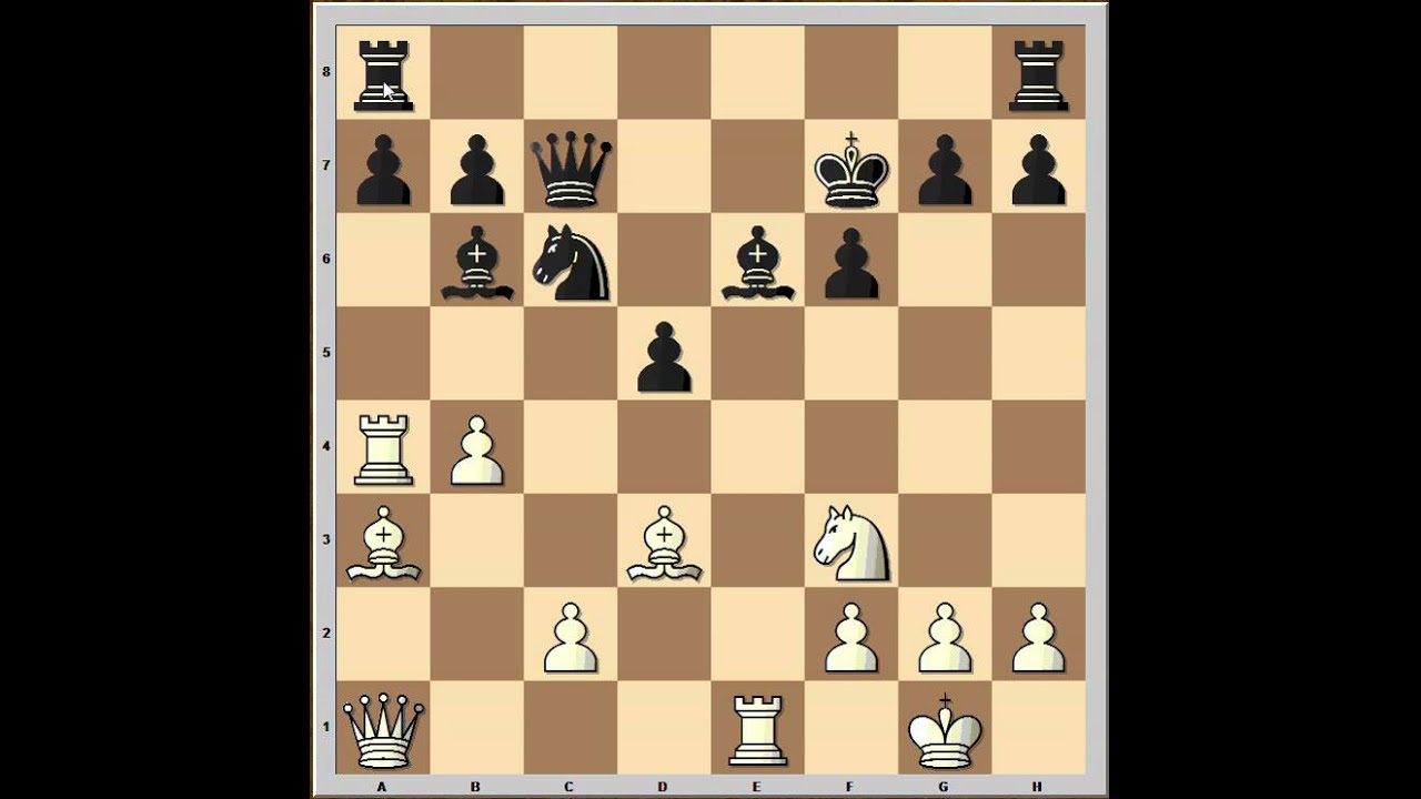 Carlsen vs Nikolic  Wijk aan Zee 2005