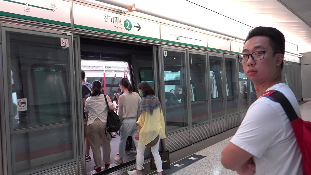 【*溫馨提示】港鐵 AEL CAF-Train (V812/V612*) 駛入及駛離機場站二台 (東涌綫列車行走機場快綫)