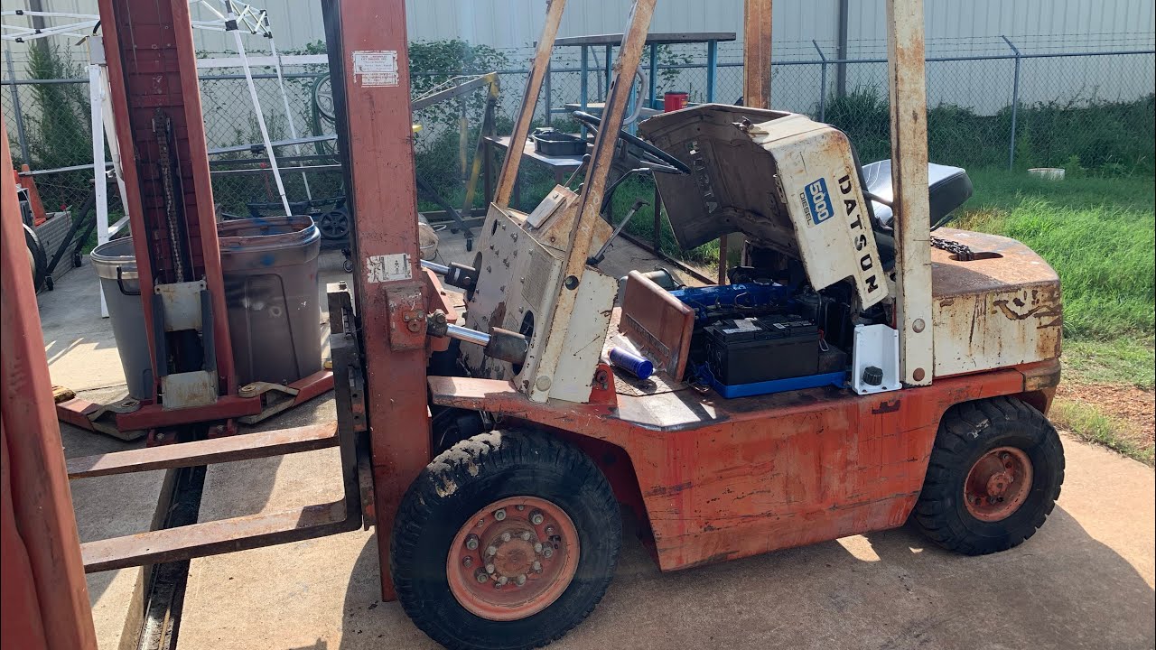 Datsun 5k forklift with a SD22 Nissan Diesel aka “The Rotsun” we got