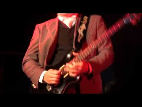 RAY BEADLE BAND WITH GUEST LACHLAN DOLEY @ BLUESFEST 2010: Who Loves You Baby
