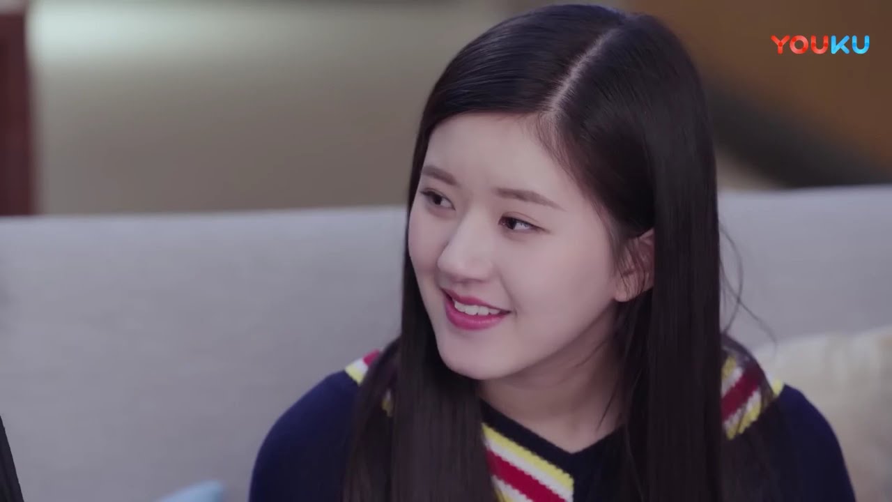 💗Босс Босс возил Золушку на роскошном автомобиле, и все смотрели на нее с завистью🥰