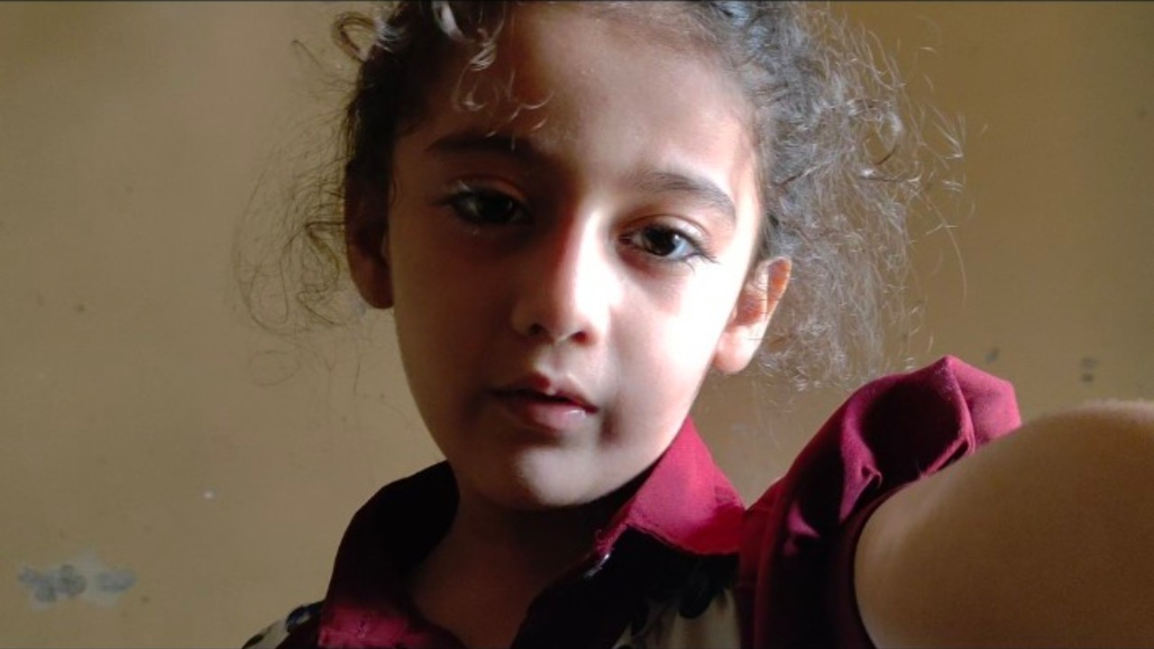 Himanshi Ka First Mini Vlog | School Me Naasta Nahi Milta..? | TMKOC Intro Gaya❤️