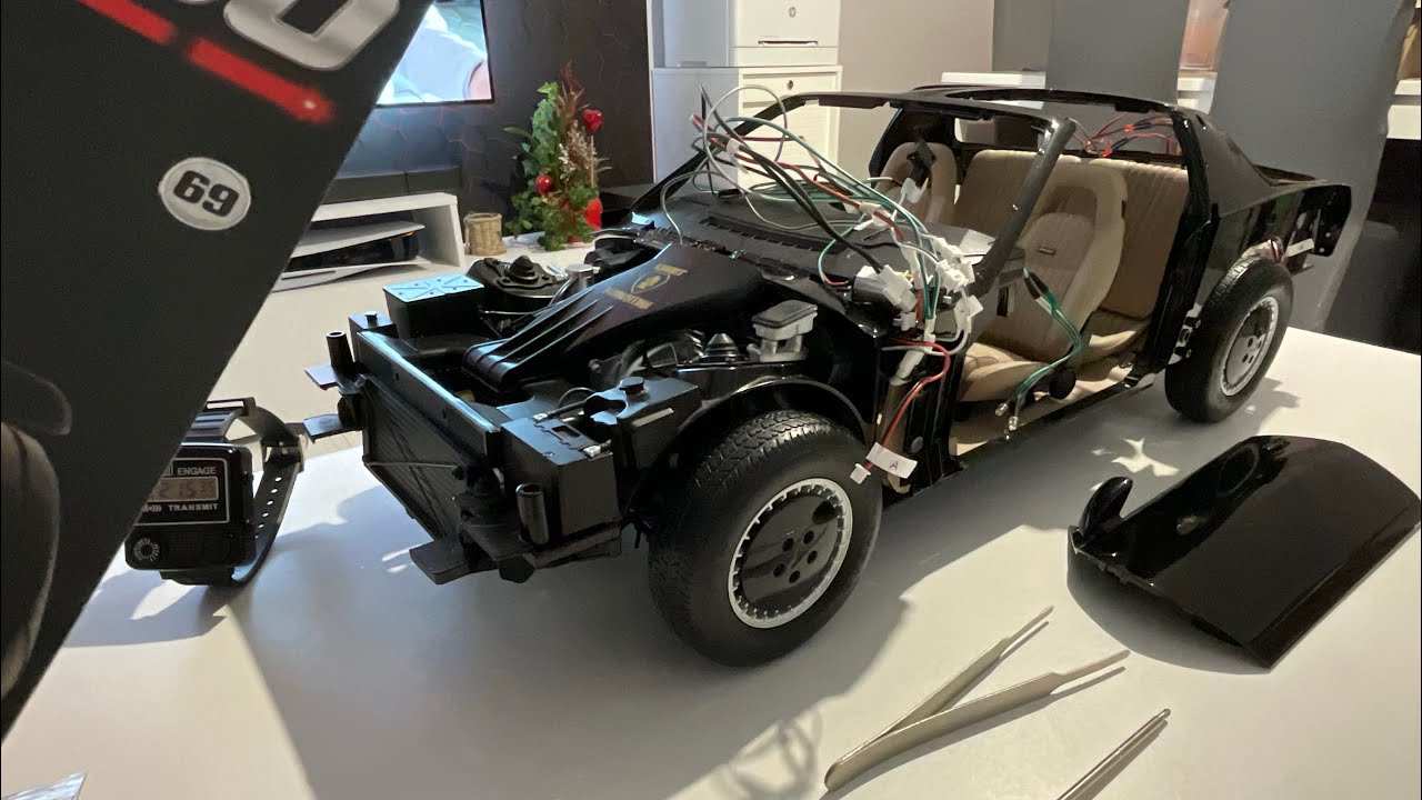 😱 K2000 😱 : à bord de K.I.T.T en vrai + Conseils pour fabriquer sa 🏎️ !  (Savoie Retro Games 17) 