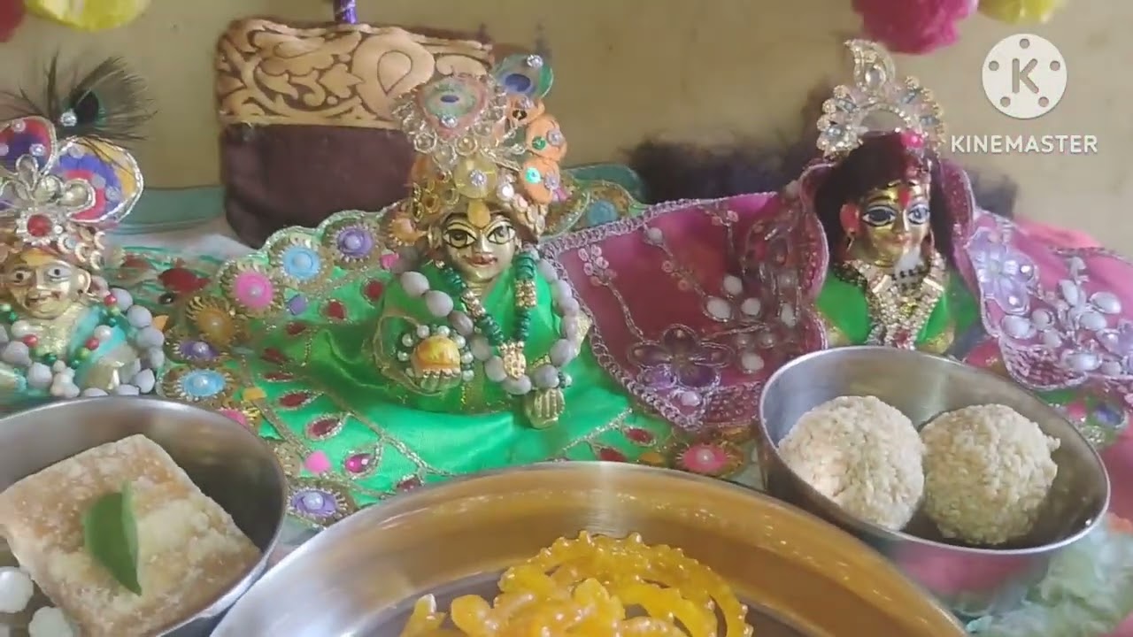 Morning routine for laddu Gopal and radharani # My first' vlog 🙏🙏