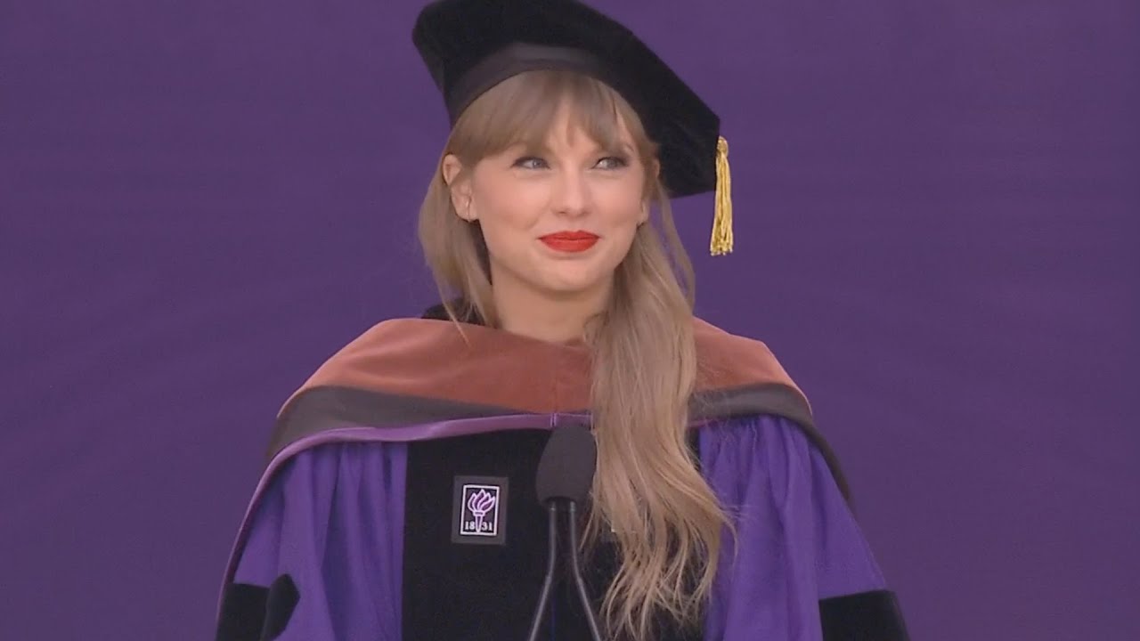 Taylor Swift - New York University (Full Appeareance) [Introduction + Speech]